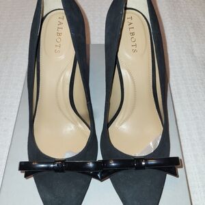 Talbots Elegant Black Heels with Glossy Bow